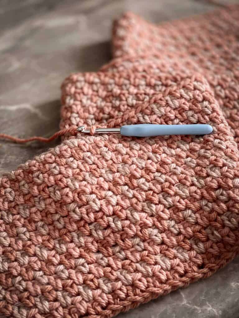 Rosebud scarf detail image in progress